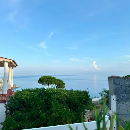 Acquamarina Del Faro - Anna Maria Feriehus Capo Vaticano
